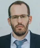 Portrait of Raz Agranat