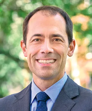 Portrait of Scott Hemphill